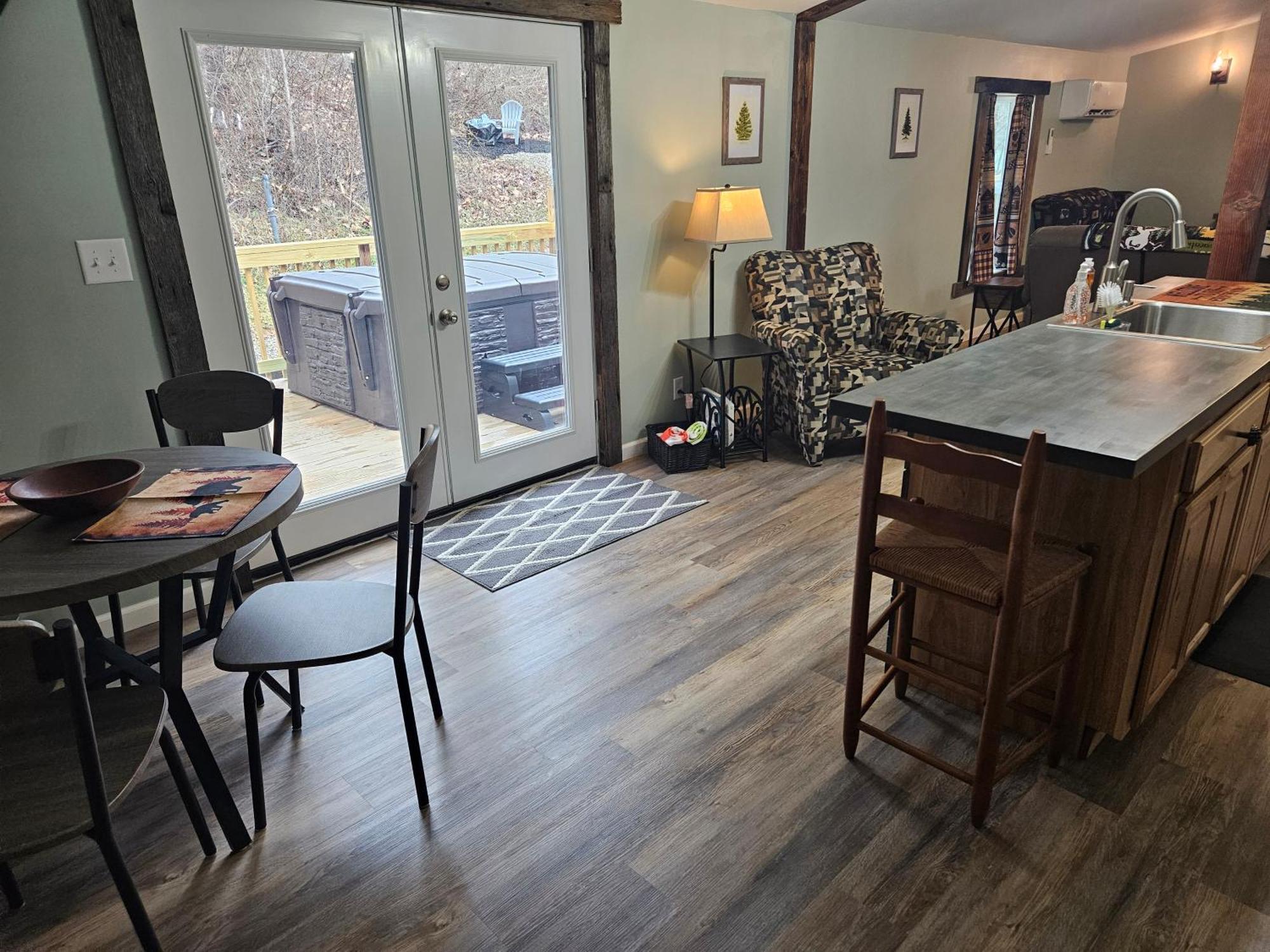 Grey Pines At Hocking Vacations Logan Exterior foto